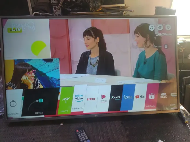 Vendo Smartv lg 43 polegadas top de linha em estado de nova conforme fotos R$ 1000,00