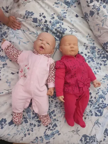 2 Bonecos Bebês Ninos