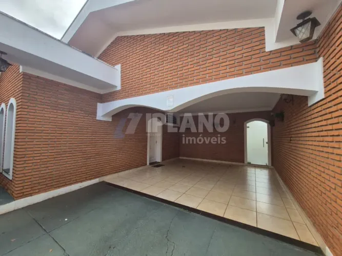 Venda de Casas / Padrão na cidade de São Carlos