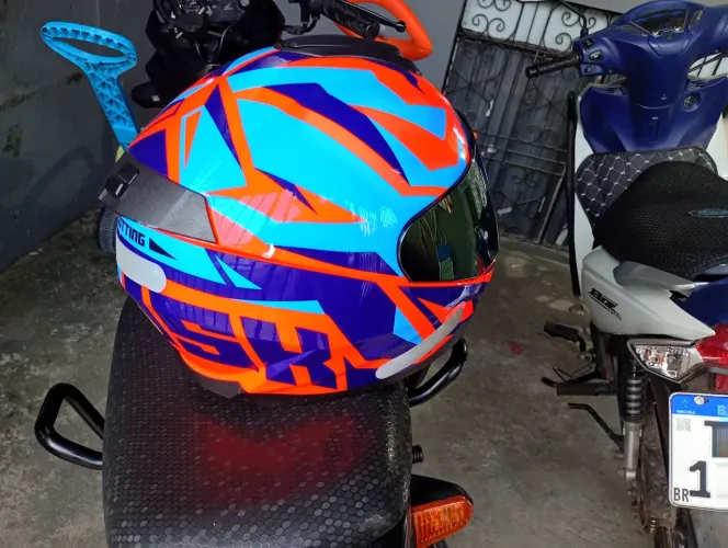 Vendo capacete norisk tamanho 58
