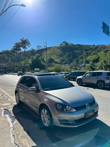 Volkswagen Golf Highline 1.4 TSI 140cv Aut. 2015