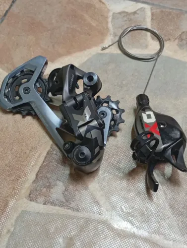 Câmbio e trocador Sram