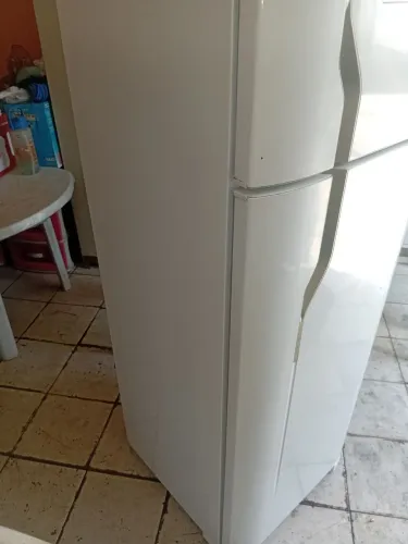 Geladeira electrolux