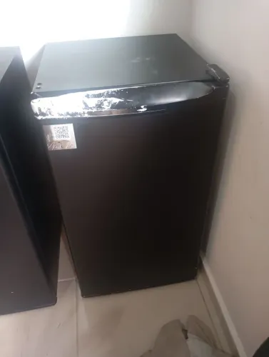 Frigobar usado 220 V  500 reais 