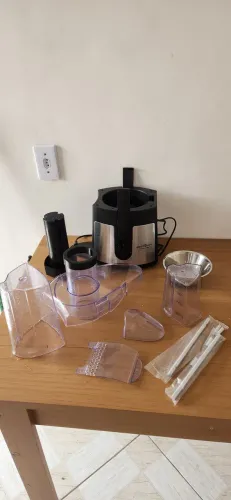 Centrífuga de Alimentos Britânia Juicer 1000W