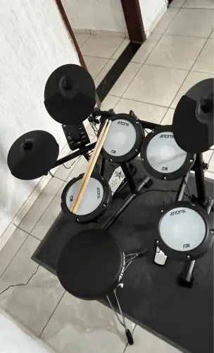 Bateria eletrônica musical, aroma Tdx 18 10 Corpos Bluetooth USB Preta