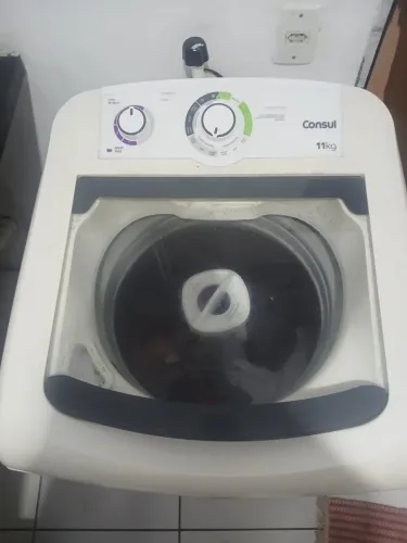 Máquina de lavar ?Cônsul?