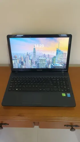 Notebook Samsung Core i7 | 8GB RAM | SSD Rápido | Placa de Vídeo Dedicada Nvidia