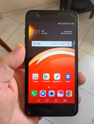 Celular LG k9 16 gigas funcionando perfeitamente pega todos app,s