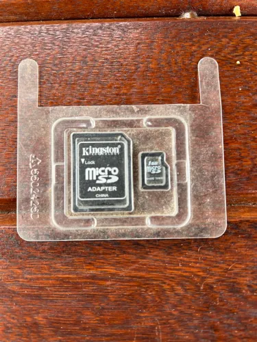 Kingston 1gb Lacrado 2013