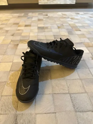 Chuteira Nike Mercurial