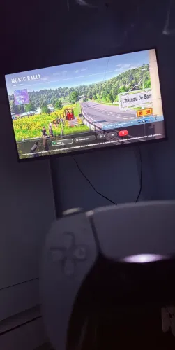 Tv smart. Android TCL