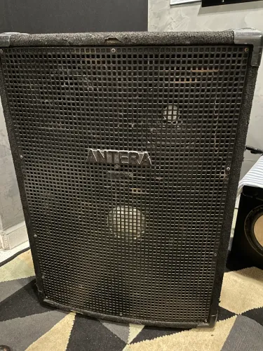 Caixa ativa Antera CP415A