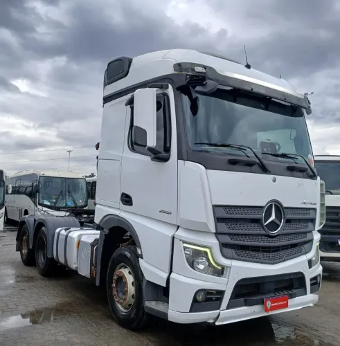 Mercedes-Benz Actros Actros 2651 MP5 LS 6x4 2p (diesel)(E5) 2022/2022 Vamos Seminovos Pinh
