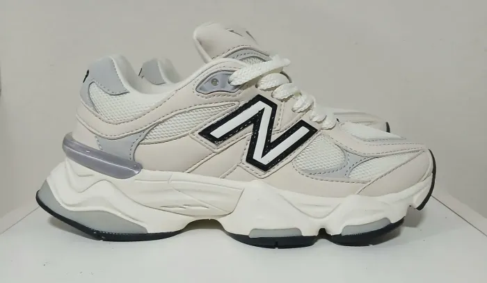 Tênis New Balance 9060 Sea Salt Raincloud