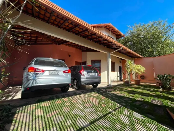 Casa à venda - Tirol, 5 quartos - Belo Horizonte
