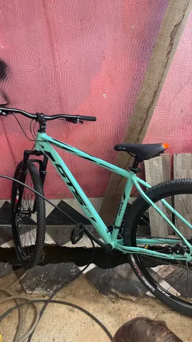 Vendo bike semi nova,com apenas com 2 meses de uso 