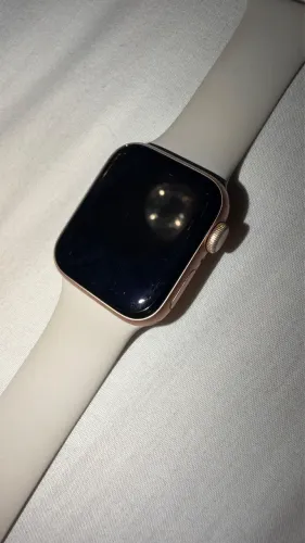 Apple watch SE 40mm Rose Gold