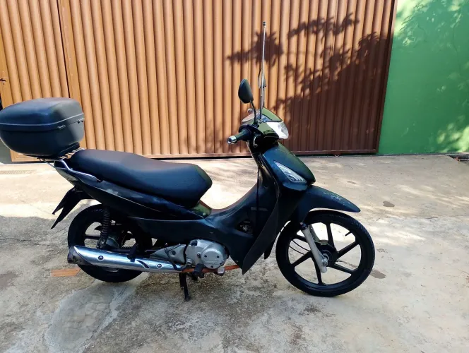 HONDA BIZ 125 2008 PRETA PARTIDA ELÉTRICA.