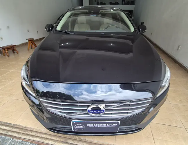 Volvo S60 T-4 Kinetic 2.0 190cv 4P 2017