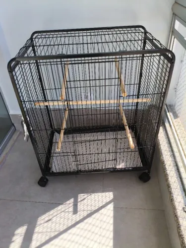 Vende-se gaiola para pássaros diversos em Goiânia!