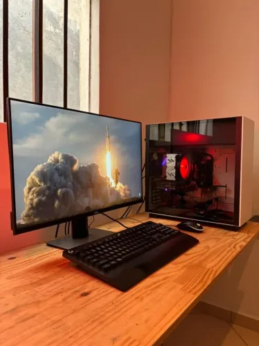 PC Gamer Ryzen 7 5800X3D 32GB RTX 3060 12GB + Monitor + Teclado e Mouse