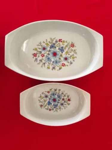 Conjunto de travessa em porcelana Real - vintage