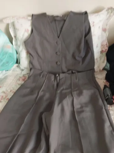 Conjunto Alfaiataria Feminino Colete é calça Social - novo