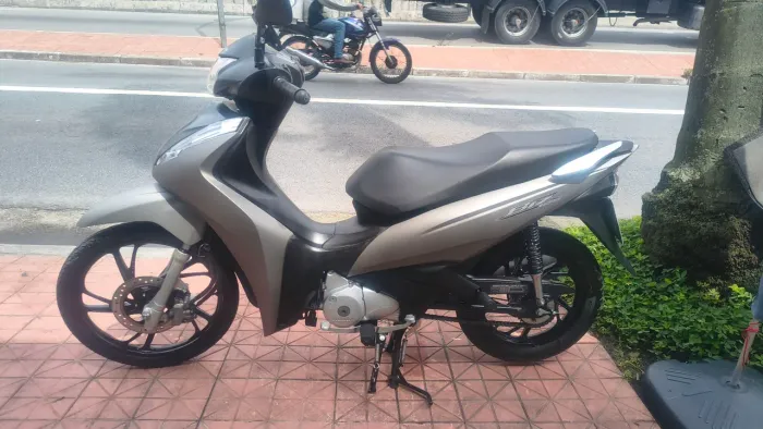 biz 125 único dono bx km