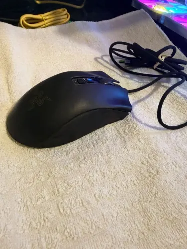 Mouse Razer Deathadder V2 - 20k DPI - RGB - USADO