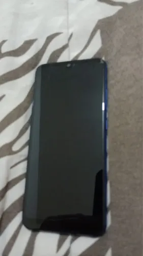 Motorola Moto E6 Plus, na cor Azul Netuno(apenas tela trincada)