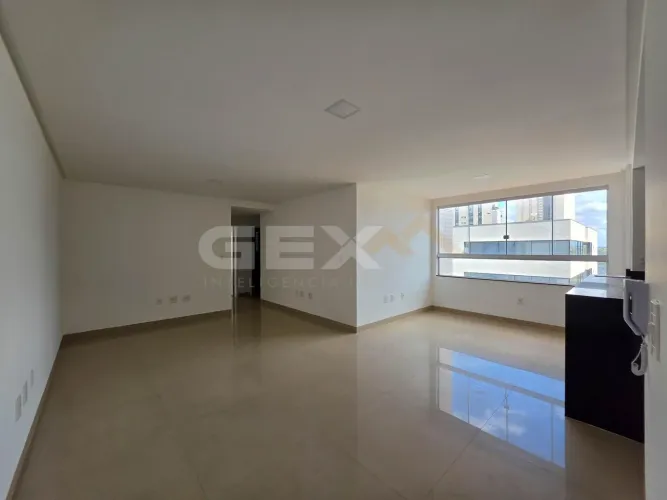 Apartamento à Venda com 03 Quartos no Centro de Divinópolis MG.