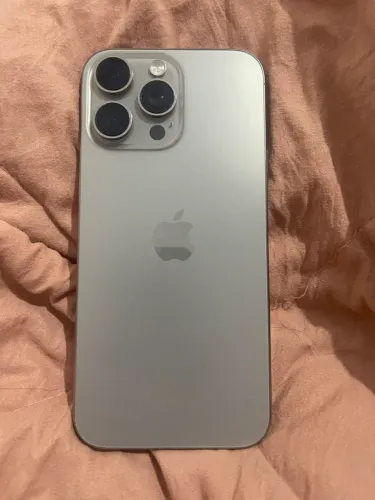 VENDO IPHONE 16 PRO MAX 256GB
