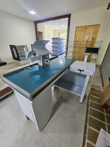 Caixa de padaria/mercado com gaveta