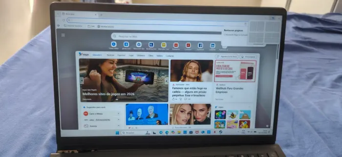 Notebook Dell Inspiron 15 3520 ( dobradiça quebrada) um ano de Uso.