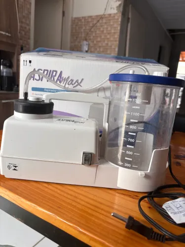 Aspirador de secreções Aspiramax