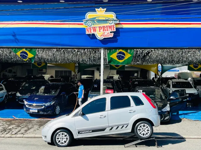 Ford Fiesta Sedan SE 1.6 8V Flex 4P 2005