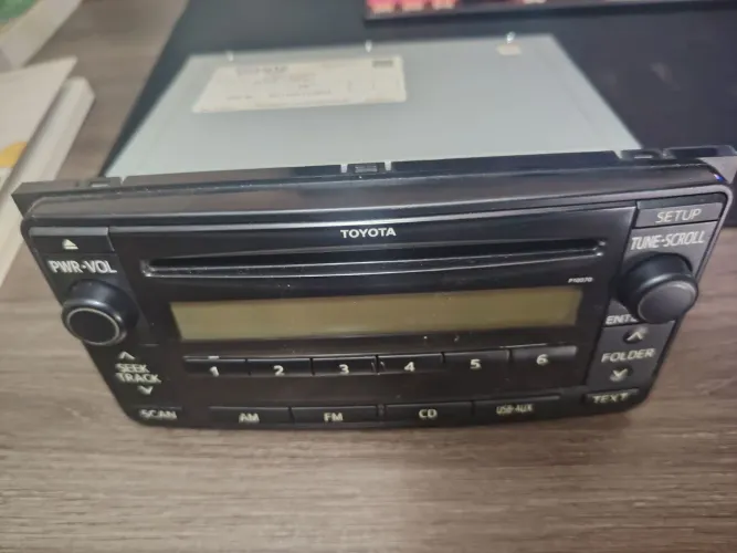 Rádio Original Toyota Hilux / SW (DEH-9118ZT / P-10070)) Pioneer - Na Caixa!