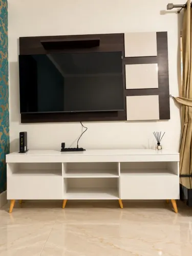 Rack com painel de televisão 