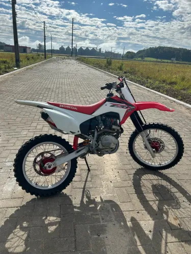 CRF 230 Honda 2019