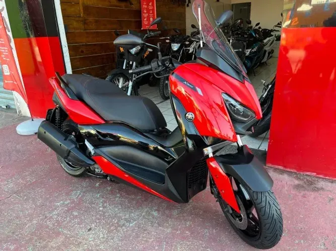 YAMAHA X-MAX 250 ABS