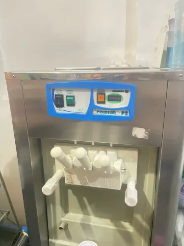 Máquina de Sorvete Italianinha P2