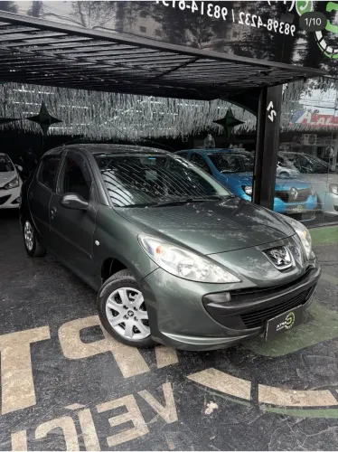 Peugeot 207 X-line 1.4 Flex 8V 5P 2011