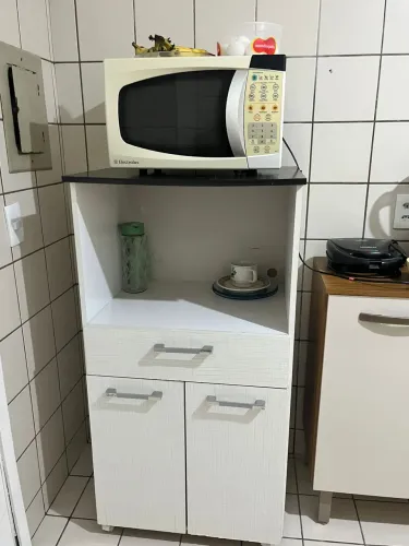 Móvel Pequeno de Cozinha