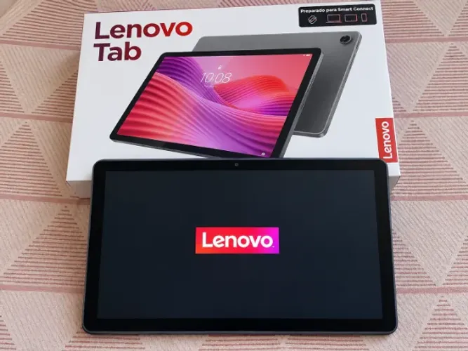 Tablet LENOVO TAB