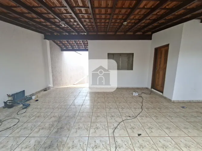 Casa para locação no bairro Cidade Jardim