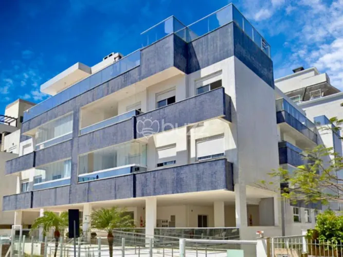 Apartamento à venda em Canasvieiras com vista para o Mar