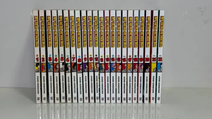 Mangá My Hero Academia/Boku no Hero Academia volumes 1 ao 22 (desapego)