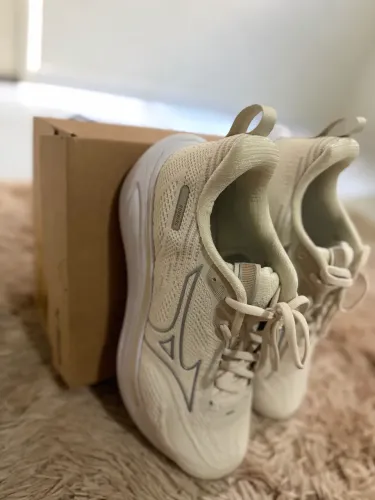 Tênis Mizuno de corrida 