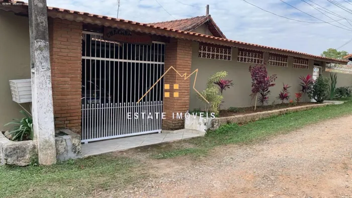 Chácara para Venda em Santa Isabel, Cachoeira, 3 dormitórios, 3 suítes, 2 banheiros, 4 vag